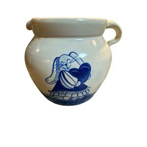 Casey Pottery Rabbit Pitcher With Lid‎